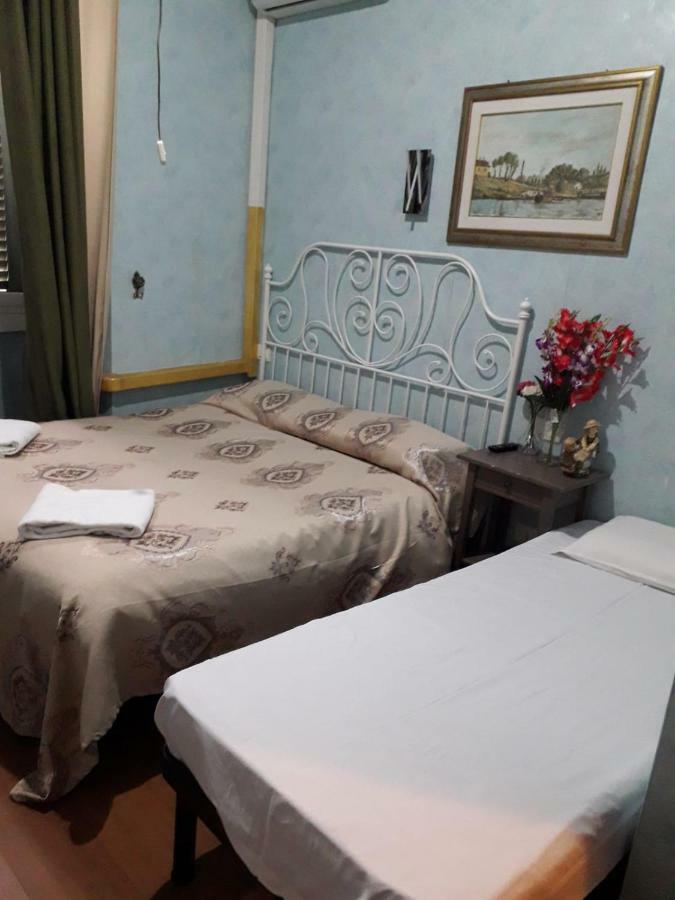 Botel Inn โรม ภายนอก รูปภาพ