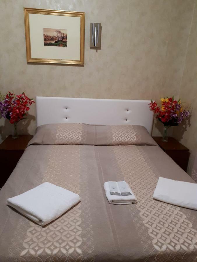 Botel Inn โรม ภายนอก รูปภาพ